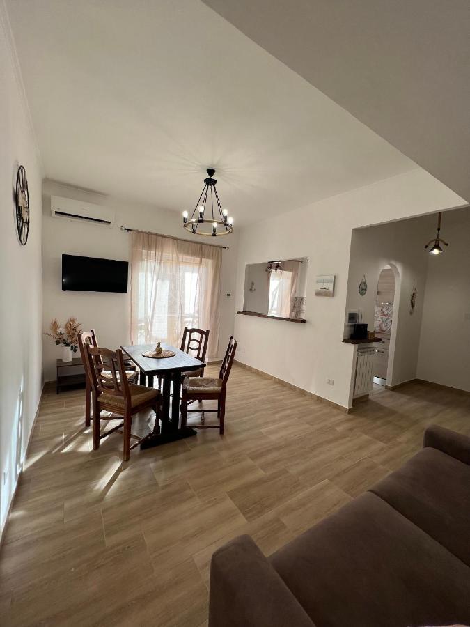 Appartement Waikiki House à Passoscuro Extérieur photo